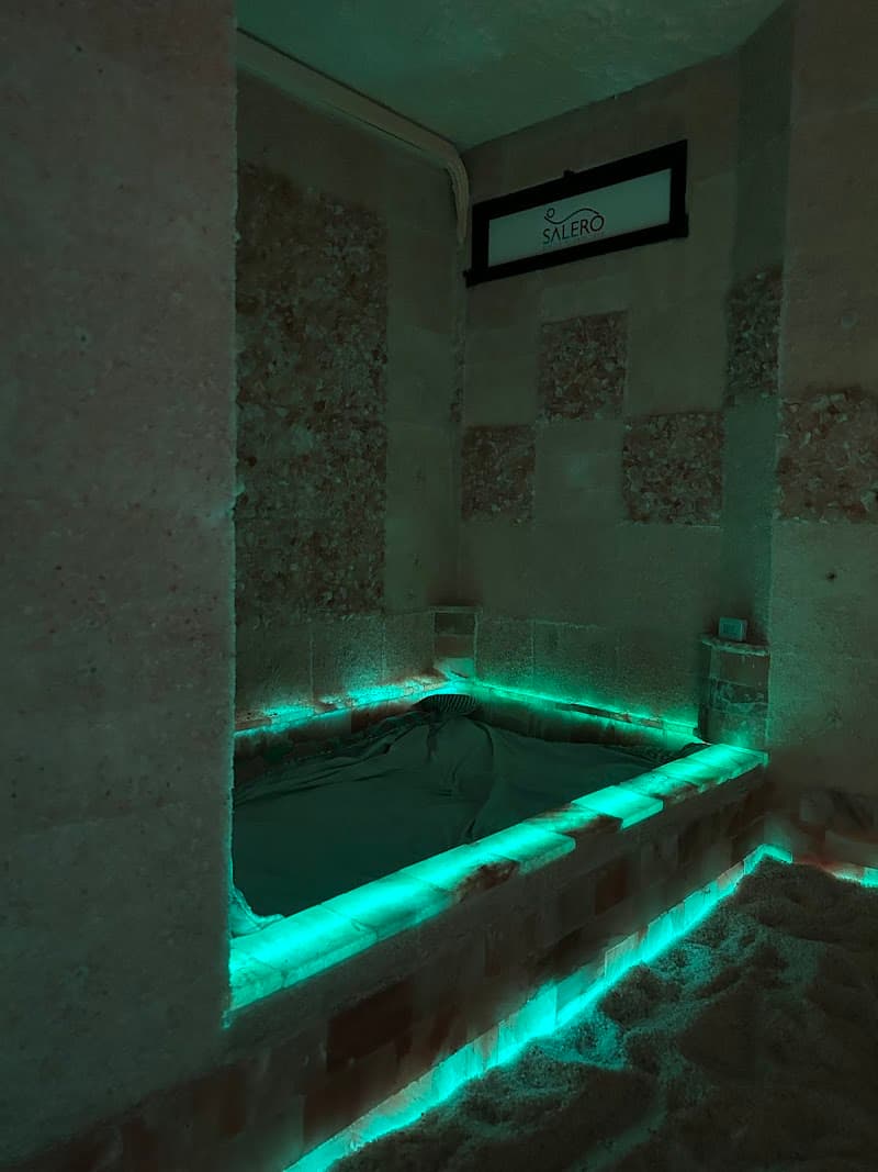 Salerò - Grotta di sale rosa Pavia photo