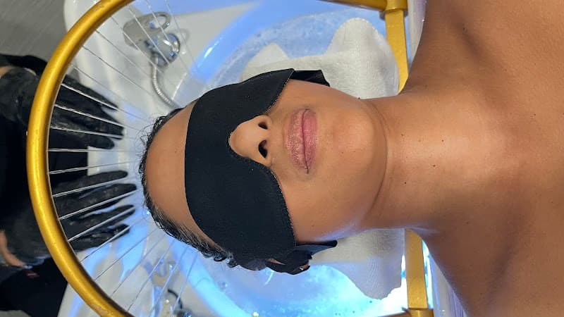 Salon Dahlia Miami Shores photo