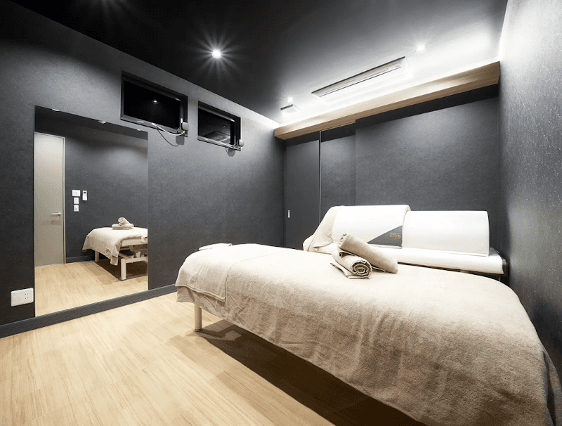 Salon de Maki Naka Ward, Nagoya photo