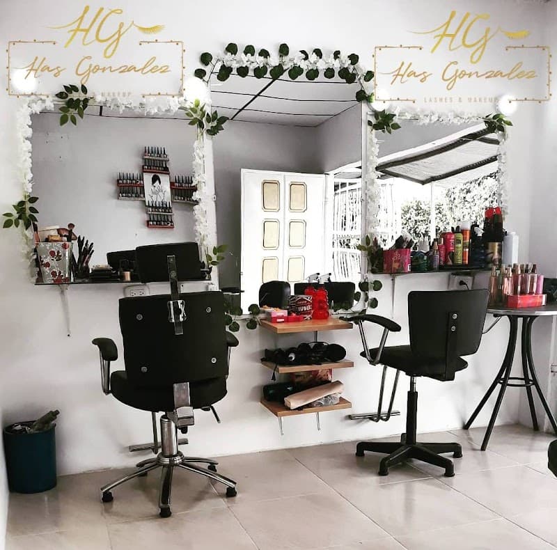 Salon glamour by Derlis Jaramillo | Sabana de Torres photo