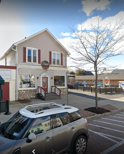 Salon In the Village East Aurora photo