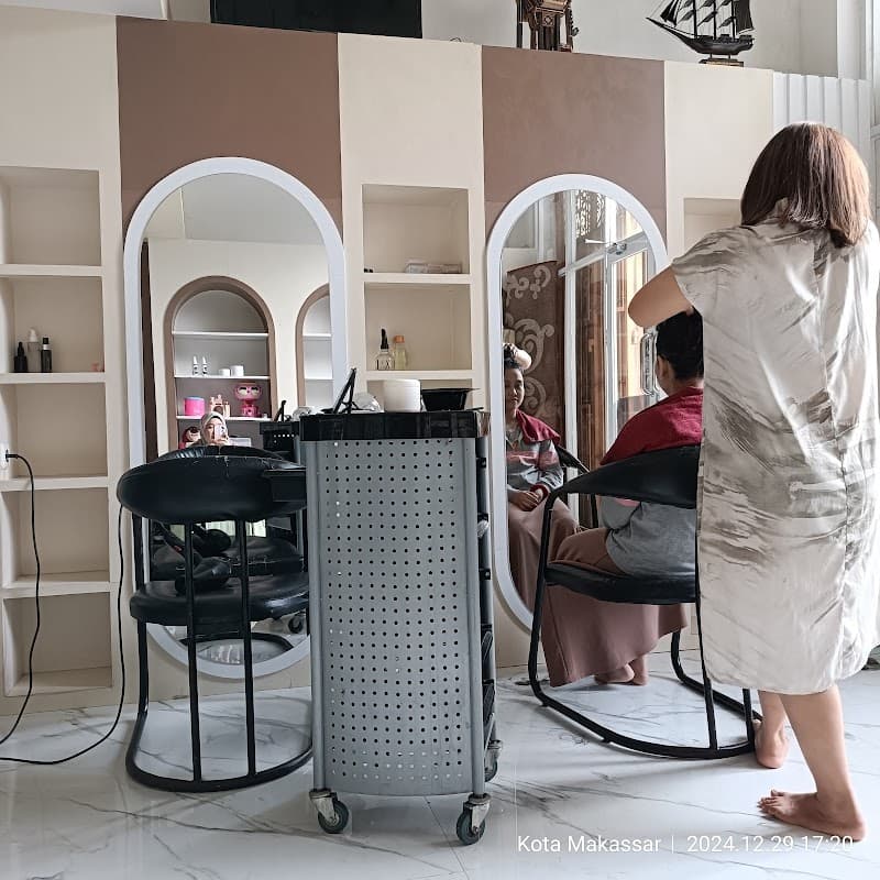 Salon Liny Makassar photo