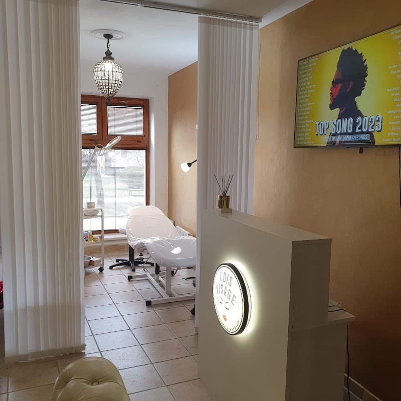 Salón Louis Visage Zlaté Klasy photo