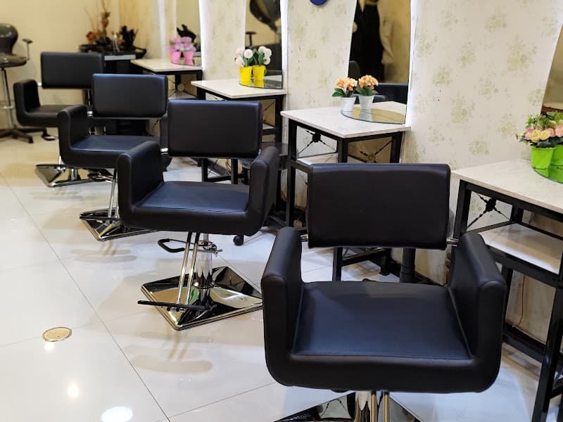 Salon Muslimah Yasna Malang photo