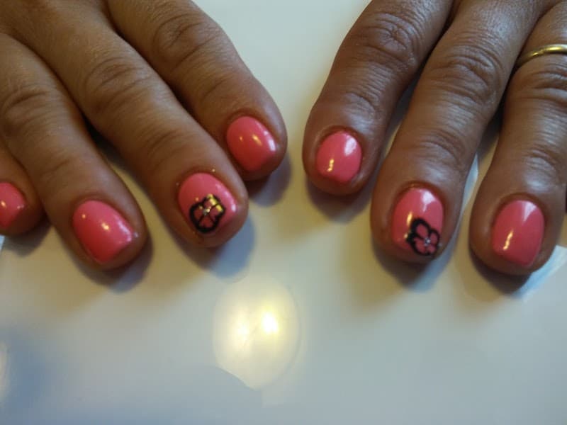 Salon nege Martina Ljutomer photo