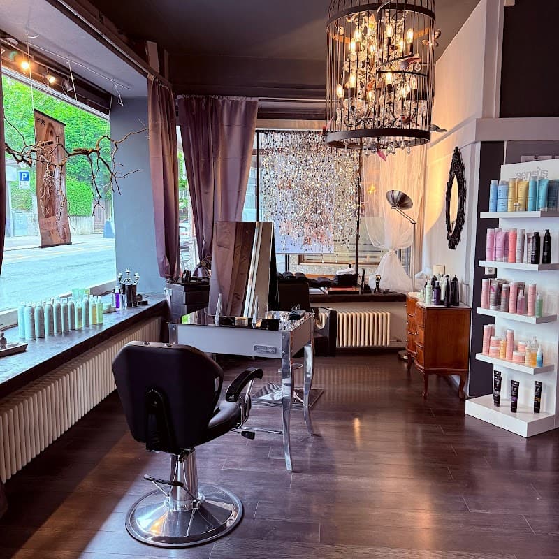 Salon Nery La Chaux-de-Fonds photo