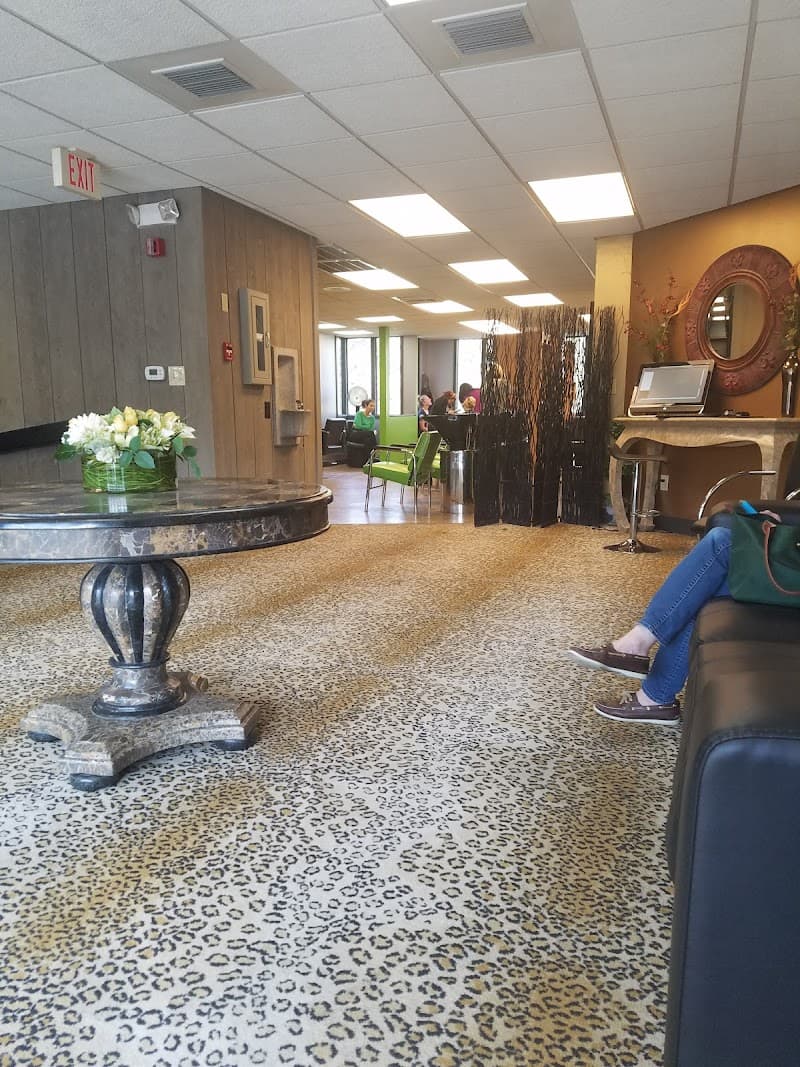 Salon on the Hill Dayton photo