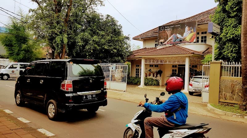 Salon Spa Yoga Khusus Wanita Jakarta Timur photo