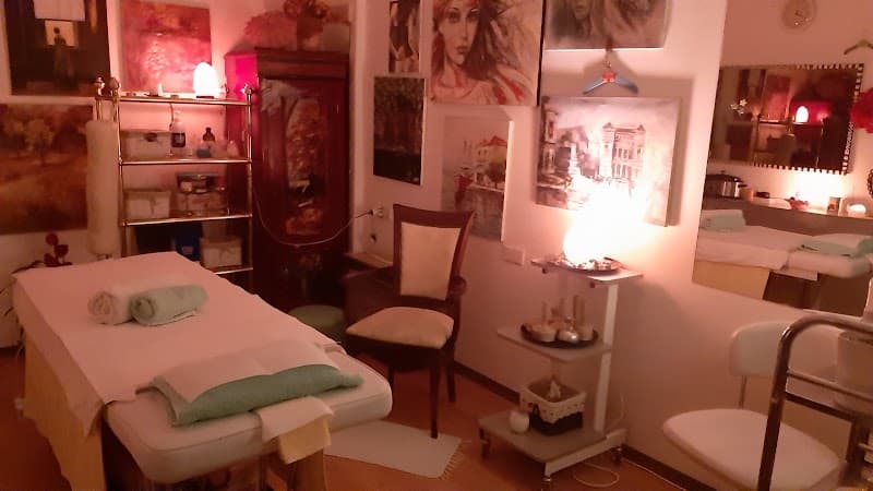Salon za profesionalnu masazu - Magic Slavonska 18 photo