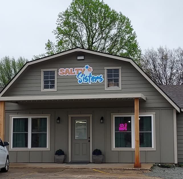 Salty Sisters Salon, Boutique & Consignment Grove photo