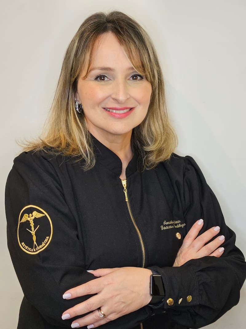 Samantha Nunes - Esteticista e Terapeuta Holística Cachoeira Paulista photo