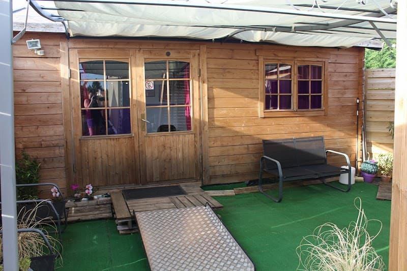 Samra Spa By Samra Beauty Évent's Luisant photo