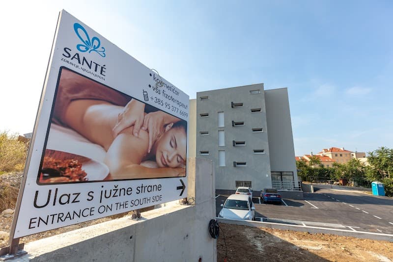 Sante Health, Care And Beauty Split photo