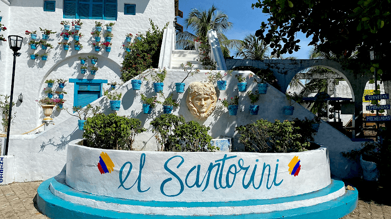 Santorinni Medellín photo