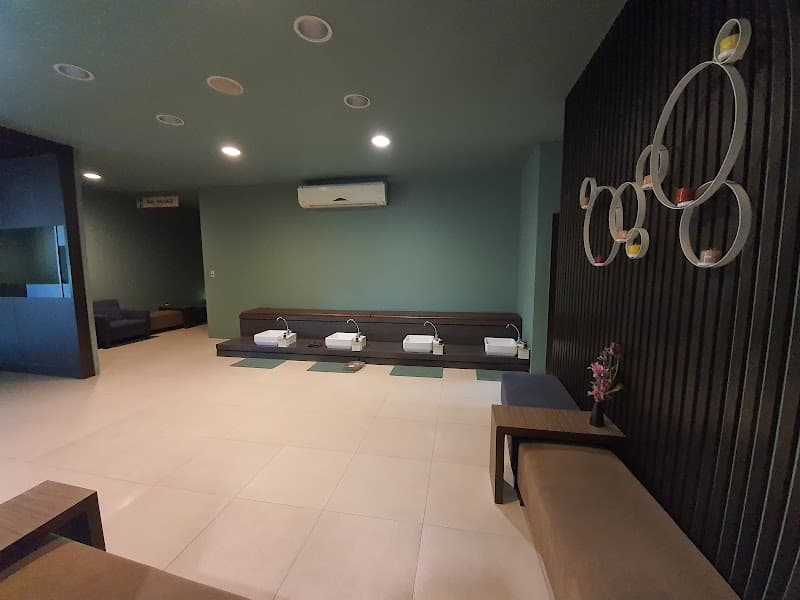 Saprakan Thai Massage Samut Prakan, Srinakarin Thai Massage, Pain Relief Massage Bangkok photo