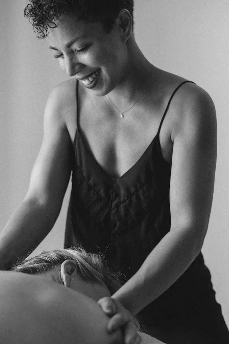 Sara Jourdan - Soins et Massages bien être - kobido - drainage - carte cadeau Saint-Gély-du-Fesc photo