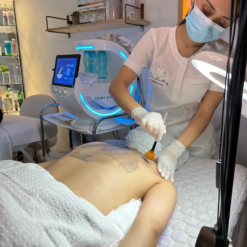 Sara Martinez Cosmetologa García photo