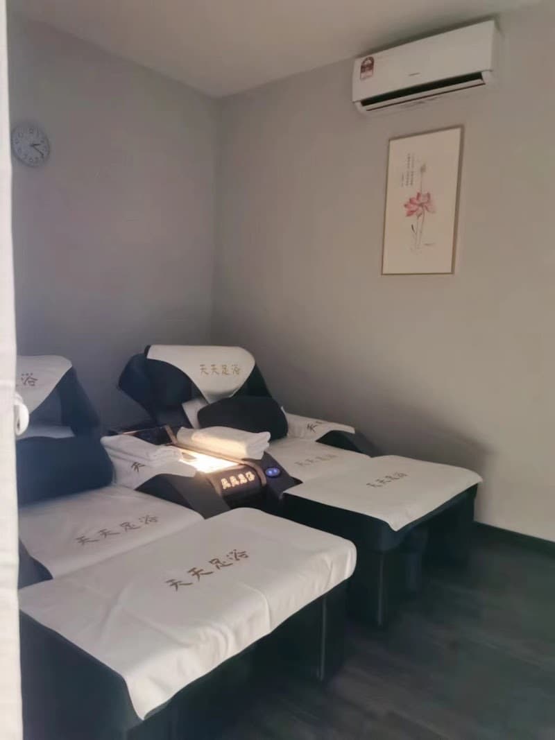 Satisfied Refreshing Foot Massage (Wufu City) Skudai photo