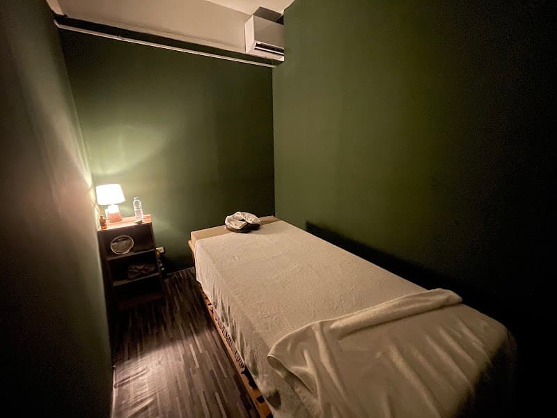 Bangkok sawatdee thai massage photo