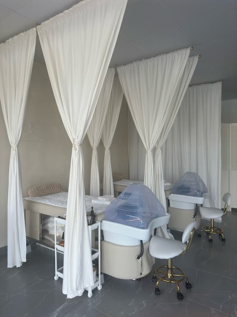 Scalp Welness | Japanese Headspa Curaçao photo