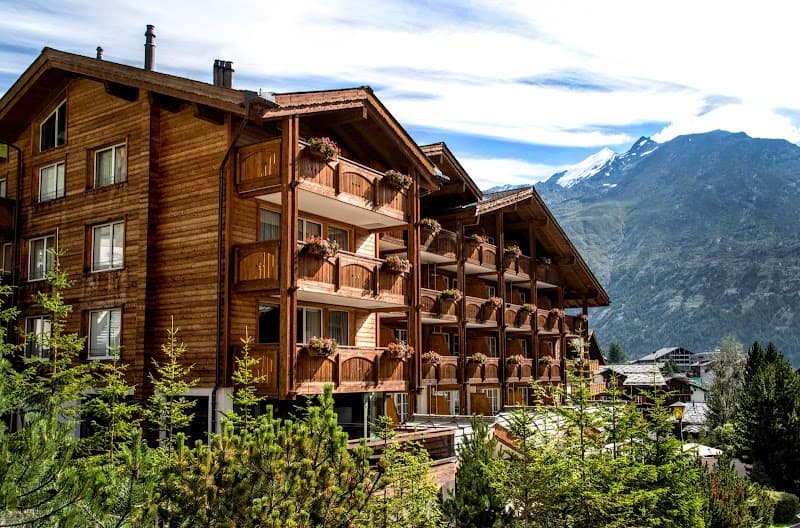 Schweizerhof Saas-Fee photo