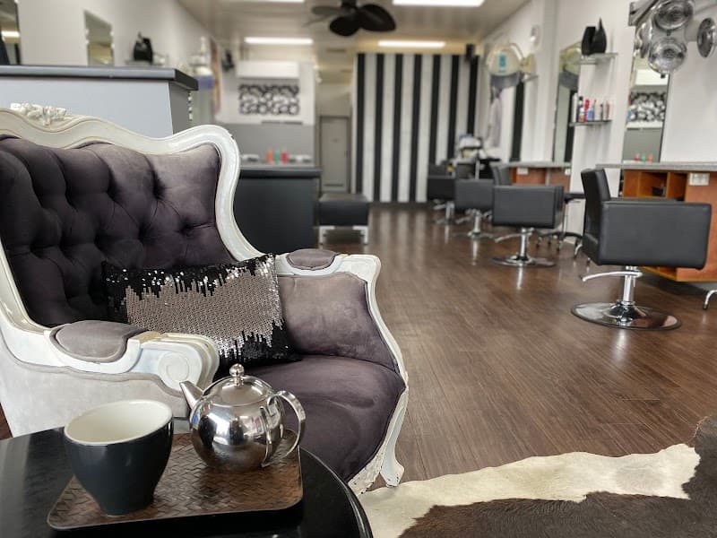 Scizzorworks Hair And Body Hampton photo