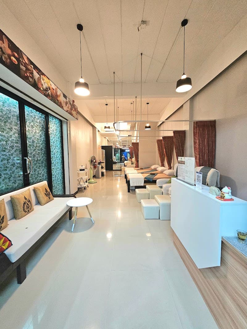 Sea Breeze Health Massage Pattaya photo