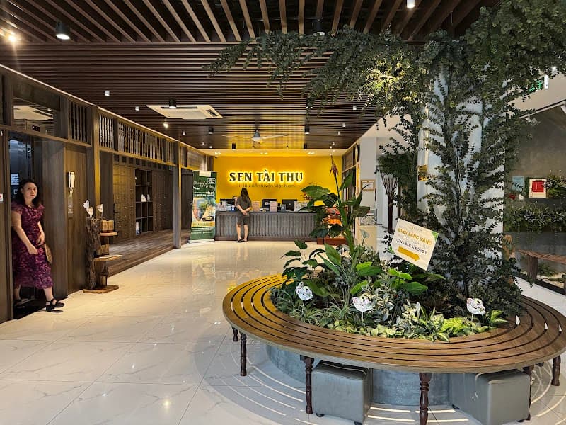 Sen Tài Thu Đà Nẵng Quận Sơn Trà photo