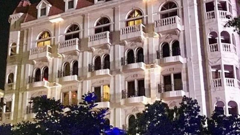 Serenada Golden Palace Hotel Beirut photo