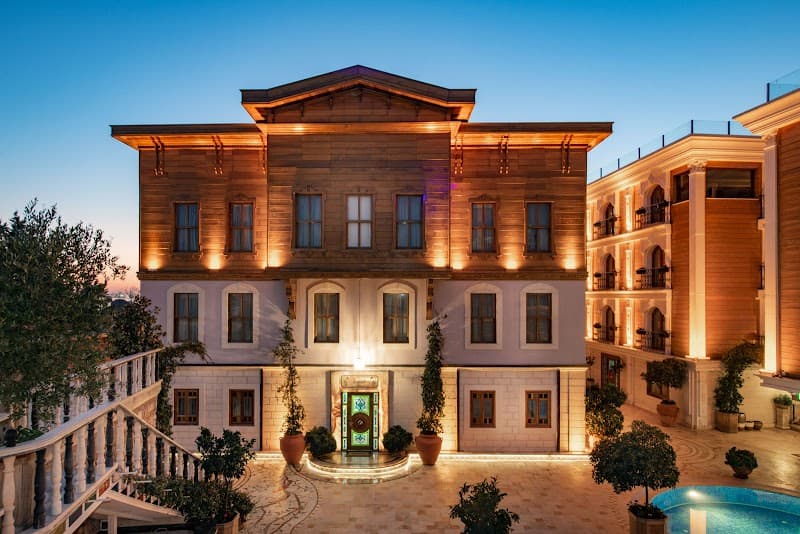 Seven Hills Palace Istanbul photo