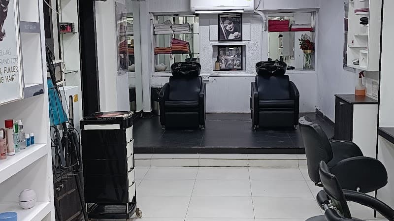 Shades Beauty Parlour Kolkata photo