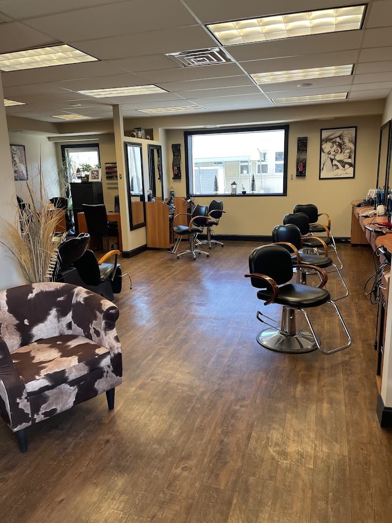 Shear Expression Salon/ Melanie Elliott Garland photo