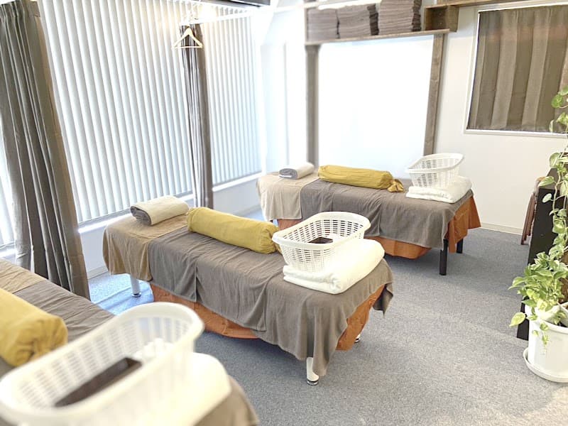 Shinjuku Higashiguchi Ashikarada Tokyo photo