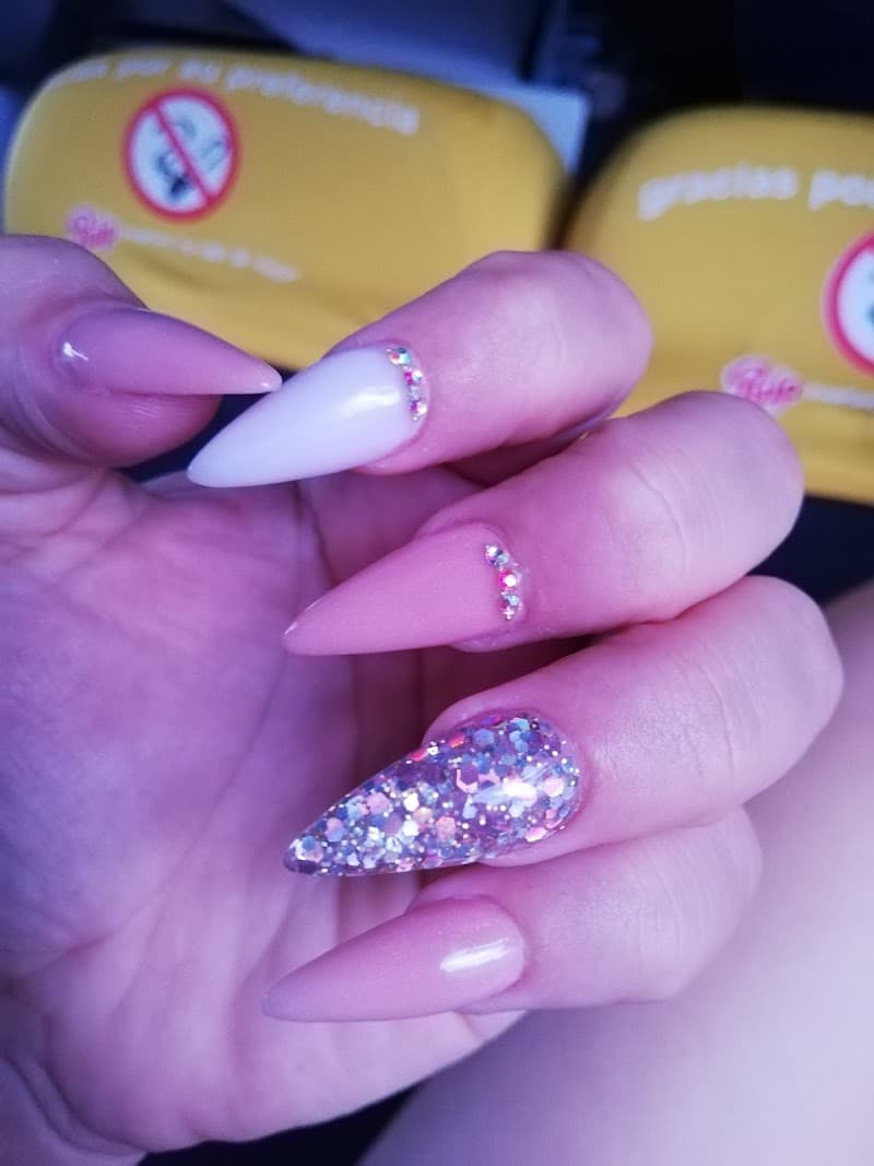Shirley Nails Asunción photo