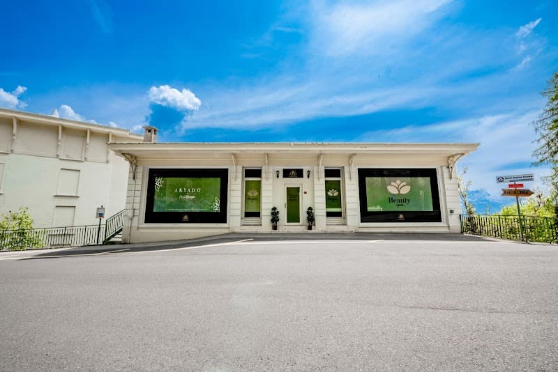 SHMS Beauty Spa Leysin photo