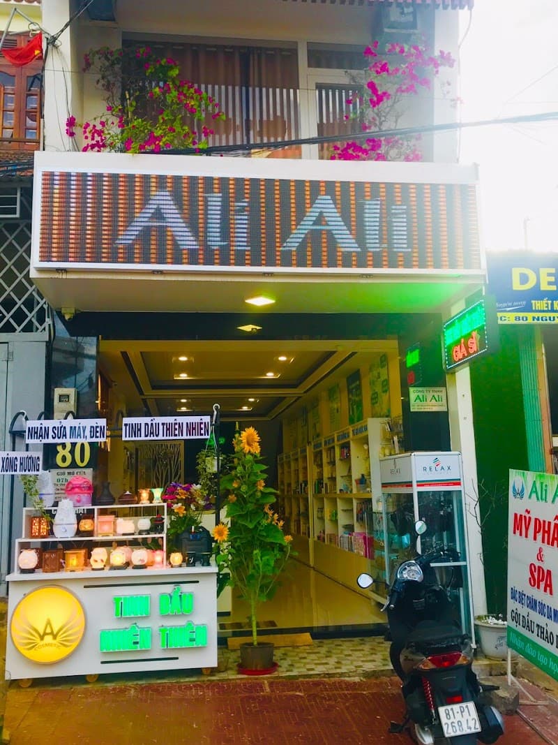 Shop Mỹ Phẩm & Spa Ali Ali Pleiku photo