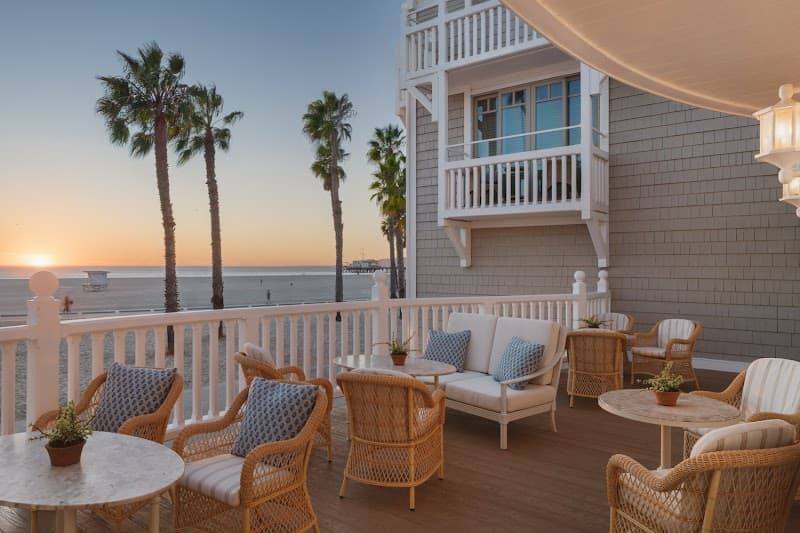 Shutters on the Beach Los Angeles photo