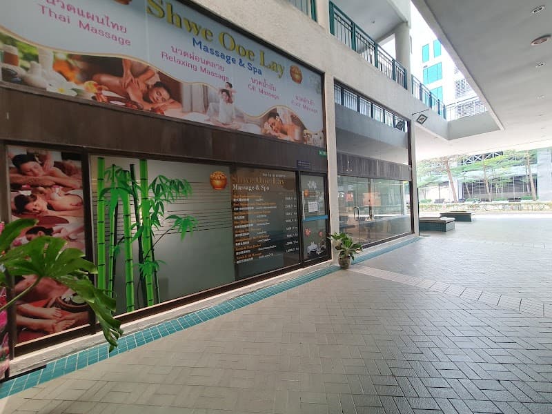 Shwe Ooe Lay Massage Bangkok photo