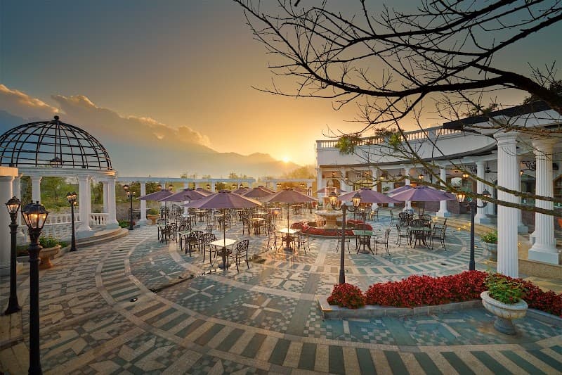 Silk Path Grand Sapa Resort & Spa photo