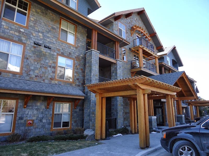 Silver Creek Lodge Banff photo
