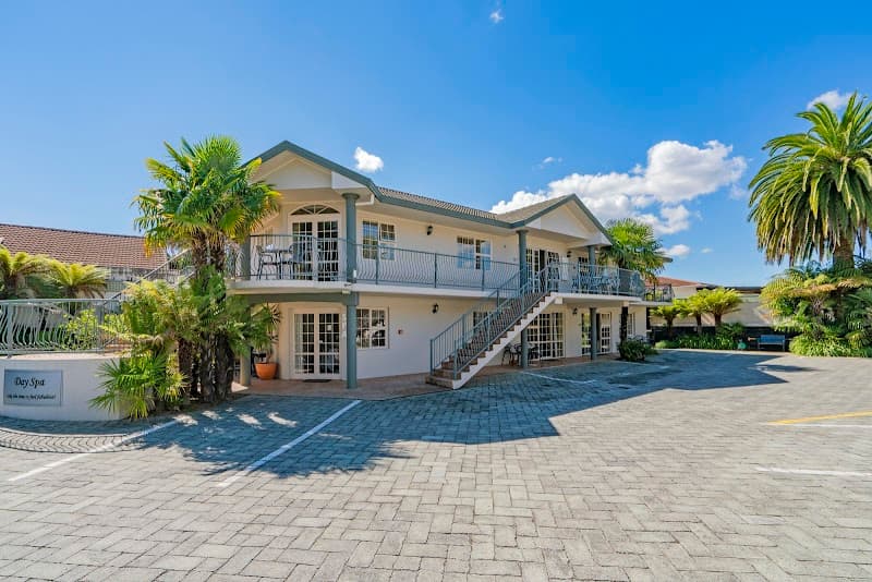 Silver Fern Rotorua Suites & Spa photo