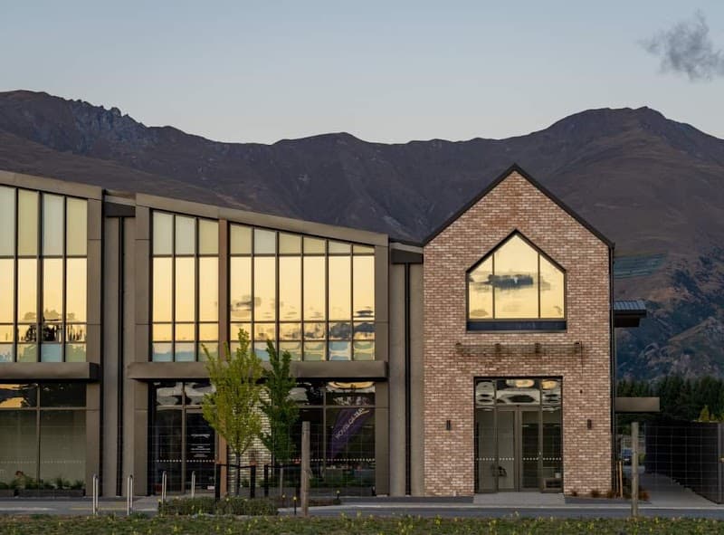 Silver Sixpence Skin & Day Spa Wanaka photo