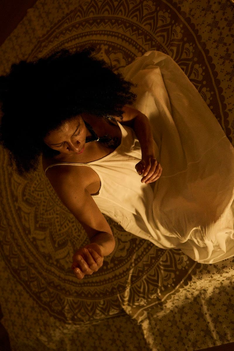 Silvia Giussani ::: Massaggi e olistica femminile Milano photo