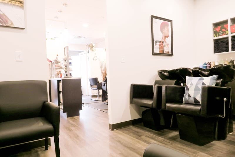 Simple Aura Spa Ottawa photo