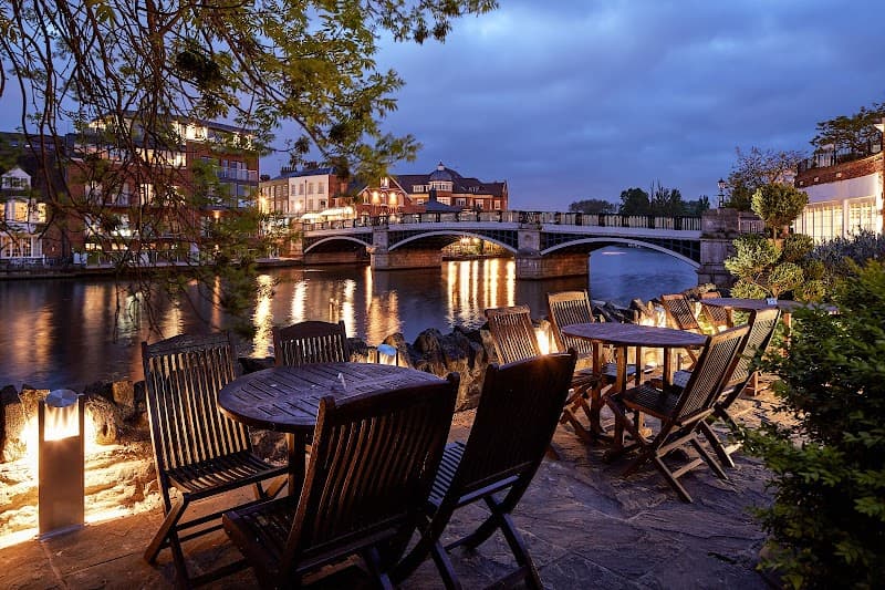 Sir Christopher Wren Hotel Berkshire photo