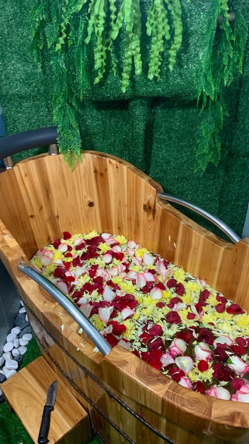 Siti Norhaliza Magic SPA Petaling Jaya photo