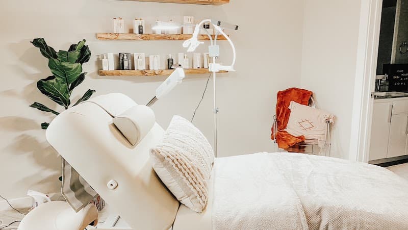 Skin And Tonic Face Bar Erie photo