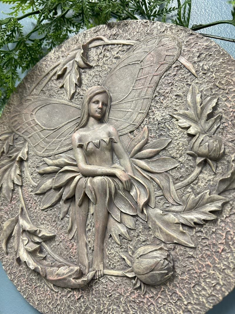 Skin's and Spirit's Lifted Green photo