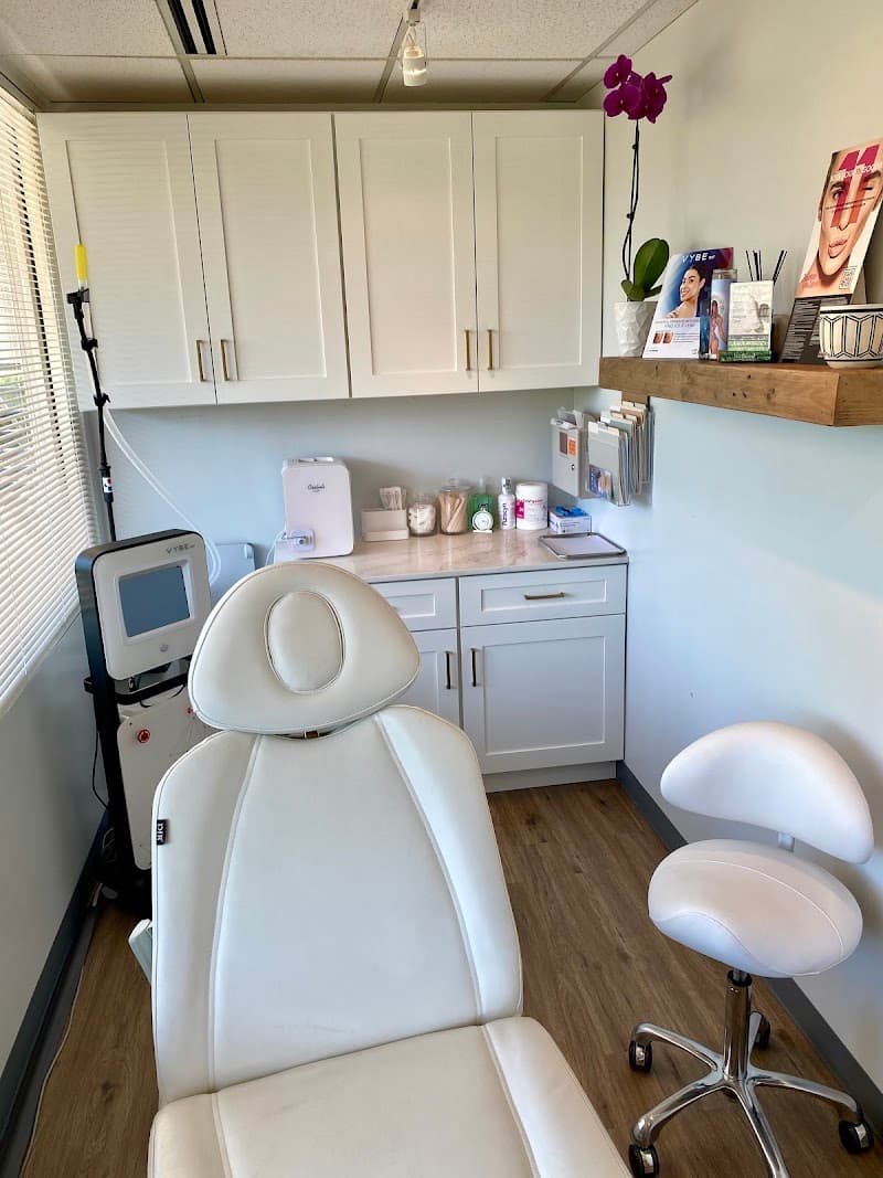 Skin Sultry By Courtney Renee Phoenix photo