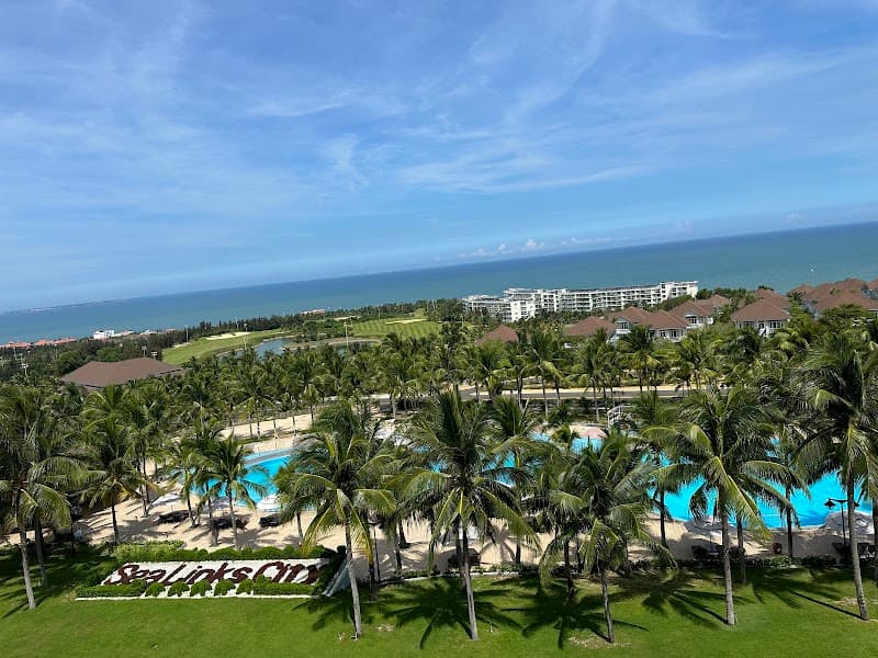 Skinsci by Thao Phan Thiết photo